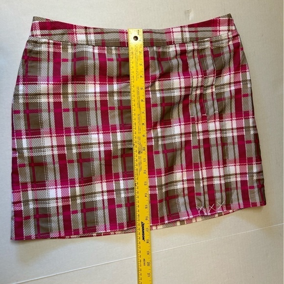 IZOD Barbie core Golf short lined skirt/skort w/side zip & pockets Sz-10 U20 - Picture 2 of 8